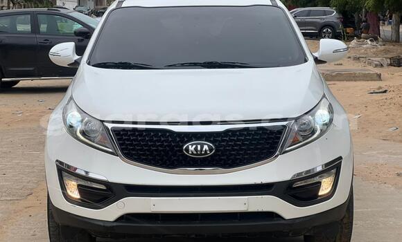 Dieundeu Occasion Kia Sportage White Auto in Dakar in Dakar Dieundeu Occasion Kia Sportage White Auto in Dakar in Dakar