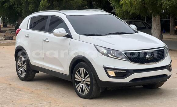 Dieundeu Occasion Kia Sportage White Auto in Dakar in Dakar Dieundeu Occasion Kia Sportage White Auto in Dakar in Dakar