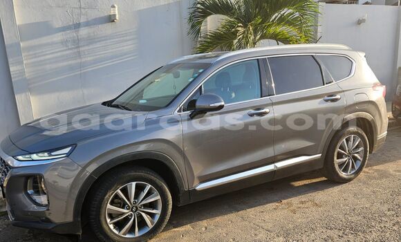 Acheter Occasion Voiture Hyundai Santa Fe Gris à Dakar, Dakar