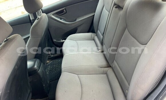 Buy Used Hyundai Elantra White Car in Dakar in Dakar Buy Used Hyundai Elantra White Car in Dakar in Dakar