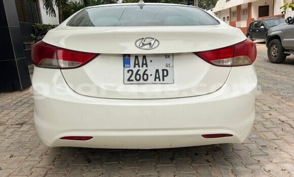 Buy Used Hyundai Elantra White Car in Dakar in Dakar Buy Used Hyundai Elantra White Car in Dakar in Dakar