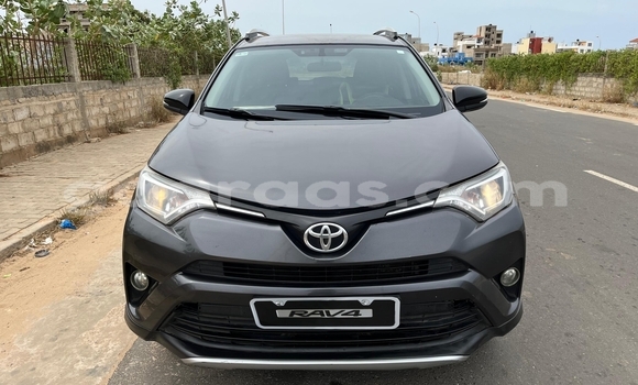 Acheter Occasion Voiture Toyota RAV4 Gris à Rufisque, Dakar Acheter Occasion Voiture Toyota RAV4 Gris à Rufisque, Dakar