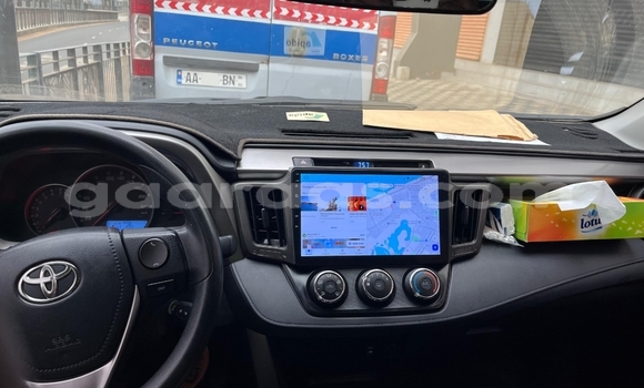 Acheter Occasion Voiture Toyota RAV4 Gris à Rufisque, Dakar Acheter Occasion Voiture Toyota RAV4 Gris à Rufisque, Dakar