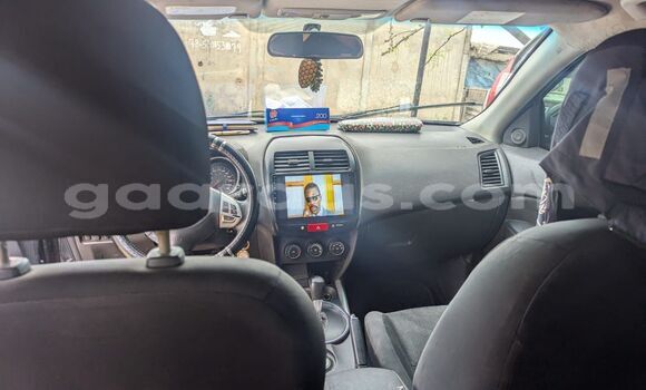 Buy Used Mitsubishi RVR Silver Car in Dakar in Dakar Buy Used Mitsubishi RVR Silver Car in Dakar in Dakar