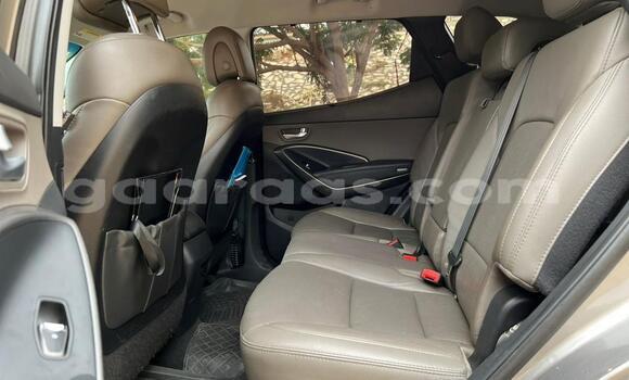 Buy Used Hyundai Santa Fe Silver Car in Dakar in Dakar Buy Used Hyundai Santa Fe Silver Car in Dakar in Dakar