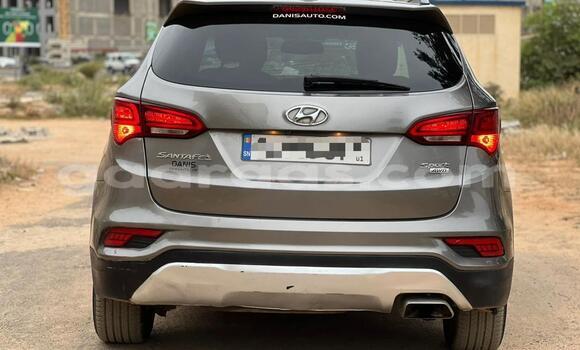 Buy Used Hyundai Santa Fe Silver Car in Dakar in Dakar Buy Used Hyundai Santa Fe Silver Car in Dakar in Dakar