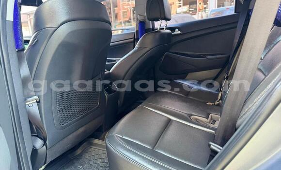 Dieundeu Occasion Hyundai Tucson Silver Auto in Dakar in Dakar Dieundeu Occasion Hyundai Tucson Silver Auto in Dakar in Dakar