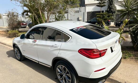 Acheter Occasion Voiture BMW X4 Blanc à Dakar, Dakar Acheter Occasion Voiture BMW X4 Blanc à Dakar, Dakar