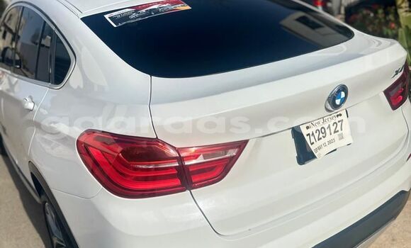 Acheter Occasion Voiture BMW X4 Blanc à Dakar, Dakar Acheter Occasion Voiture BMW X4 Blanc à Dakar, Dakar