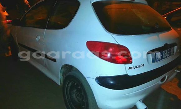Acheter Occasion Voiture Peugeot 206 Blanc à Gueule Tapee Fass Colobane au Dakar Acheter Occasion Voiture Peugeot 206 Blanc à Gueule Tapee Fass Colobane au Dakar