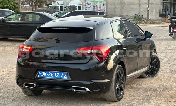 Acheter Occasion Voiture Citroen DS5 Noir à Dakar, Dakar Acheter Occasion Voiture Citroen DS5 Noir à Dakar, Dakar