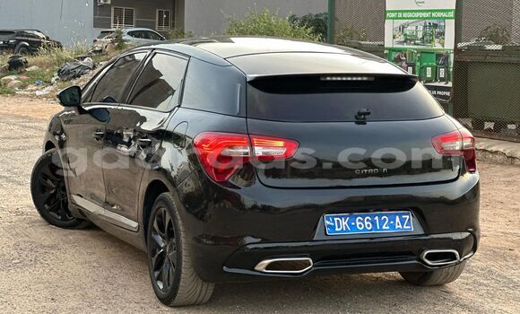 Acheter Occasion Voiture Citroen DS5 Noir à Dakar, Dakar Acheter Occasion Voiture Citroen DS5 Noir à Dakar, Dakar