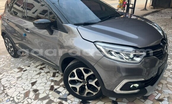 Acheter Occasion Voiture Renault Captur Gris à Dakar, Dakar Acheter Occasion Voiture Renault Captur Gris à Dakar, Dakar