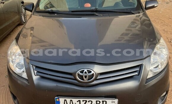 Dieundeu Occasion Toyota Auris Silver Auto in Dakar in Dakar Dieundeu Occasion Toyota Auris Silver Auto in Dakar in Dakar