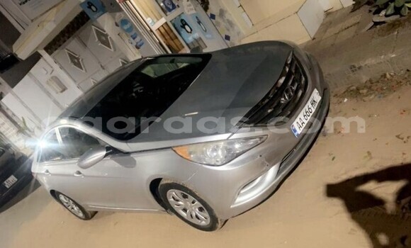 Dieundeu Occasion Hyundai Sonata Silver Auto in Dakar in Dakar Dieundeu Occasion Hyundai Sonata Silver Auto in Dakar in Dakar