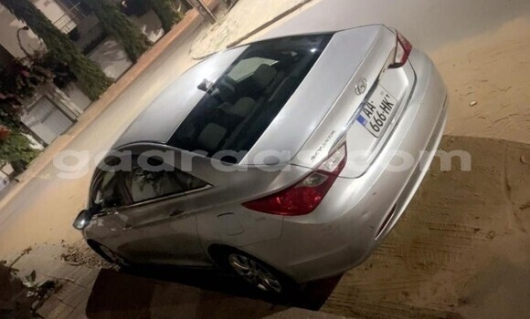 Dieundeu Occasion Hyundai Sonata Silver Auto in Dakar in Dakar Dieundeu Occasion Hyundai Sonata Silver Auto in Dakar in Dakar