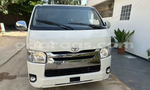 Acheter Occasion Voiture Toyota Hiace Blanc à Dakar, Dakar