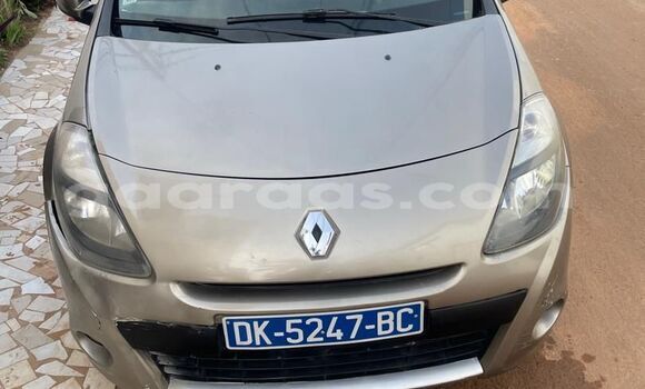 Dieundeu Occasion Renault Clio Beige Auto in Dakar in Dakar