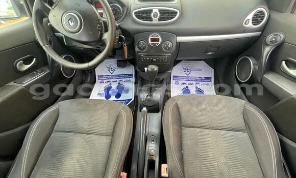 Acheter Occasion Voiture Renault Clio Beige à Dakar, Dakar Acheter Occasion Voiture Renault Clio Beige à Dakar, Dakar