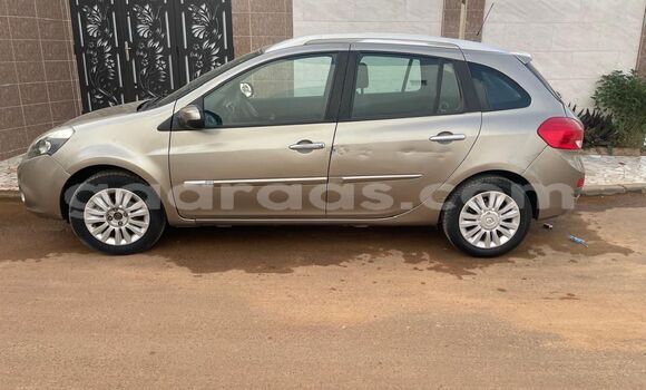 Acheter Occasion Voiture Renault Clio Beige à Dakar, Dakar Acheter Occasion Voiture Renault Clio Beige à Dakar, Dakar