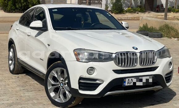 Acheter Occasion Voiture BMW X4 Blanc à Dakar, Dakar Acheter Occasion Voiture BMW X4 Blanc à Dakar, Dakar