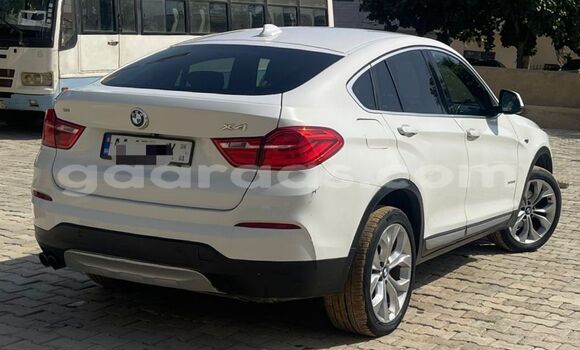 Acheter Occasion Voiture BMW X4 Blanc à Dakar, Dakar Acheter Occasion Voiture BMW X4 Blanc à Dakar, Dakar