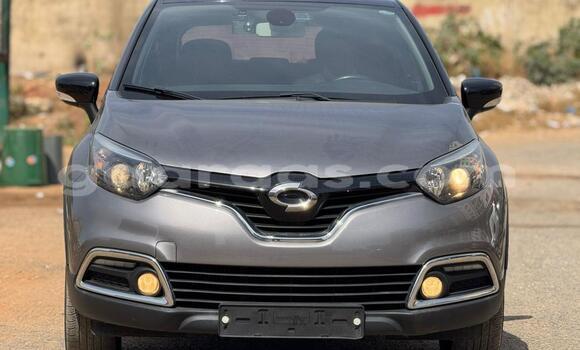 Buy Used Renault ZOE Silver Car in Dakar in Dakar Buy Used Renault ZOE Silver Car in Dakar in Dakar