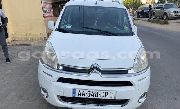 Acheter Occasion Voiture Citroen Berlingo Blanc à Dakar, Dakar
