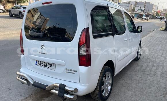 Acheter Occasion Voiture Citroen Berlingo Blanc à Dakar, Dakar Acheter Occasion Voiture Citroen Berlingo Blanc à Dakar, Dakar