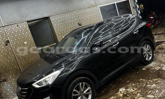 Dieundeu Occasion Hyundai Santa Fe Black Auto in Dakar in Dakar Dieundeu Occasion Hyundai Santa Fe Black Auto in Dakar in Dakar
