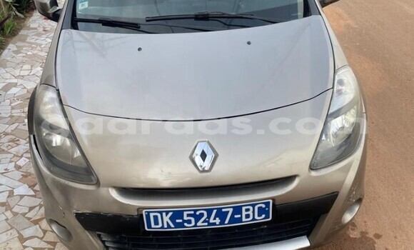 Buy Used Renault Clio Other Car in Dakar in Dakar Buy Used Renault Clio Other Car in Dakar in Dakar