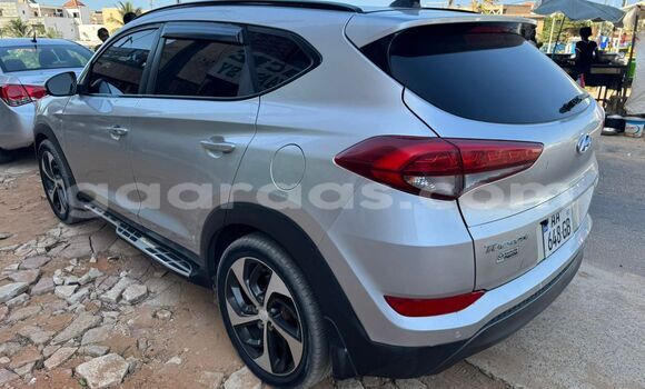 Dieundeu Occasion Hyundai Tucson Silver Auto in Dakar in Dakar Dieundeu Occasion Hyundai Tucson Silver Auto in Dakar in Dakar