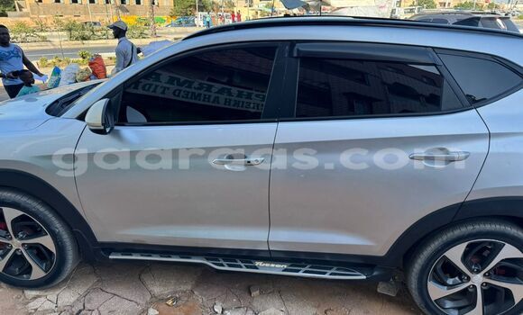Dieundeu Occasion Hyundai Tucson Silver Auto in Dakar in Dakar Dieundeu Occasion Hyundai Tucson Silver Auto in Dakar in Dakar