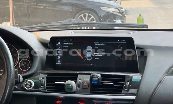 Acheter Occasion Voiture BMW X3 Rouge à Dakar, Dakar Acheter Occasion Voiture BMW X3 Rouge à Dakar, Dakar