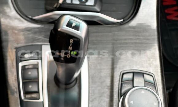 Acheter Occasion Voiture BMW X3 Rouge à Dakar, Dakar Acheter Occasion Voiture BMW X3 Rouge à Dakar, Dakar