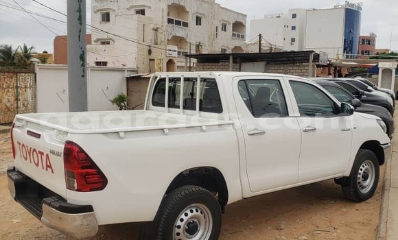 Buy New Toyota Hilux White Car in Dakar in Dakar Buy New Toyota Hilux White Car in Dakar in Dakar