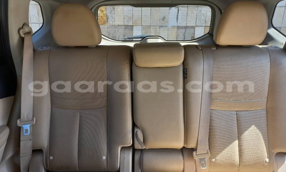 Buy Used Nissan X–Trail Brown Car in Dakar in Dakar Buy Used Nissan X–Trail Brown Car in Dakar in Dakar