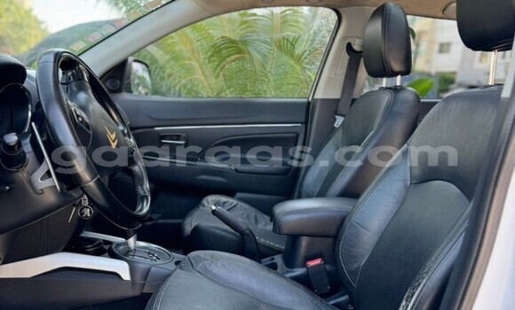 Dieundeu Occasion Citroen C4 Aircross White Auto in Dakar in Dakar Dieundeu Occasion Citroen C4 Aircross White Auto in Dakar in Dakar