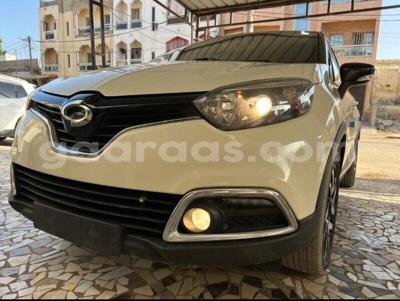 Big with watermark renault captur dakar dakar 25243