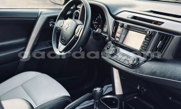 Buy Import Toyota RAV4 Brown Car in Dakar in Dakar Buy Import Toyota RAV4 Brown Car in Dakar in Dakar