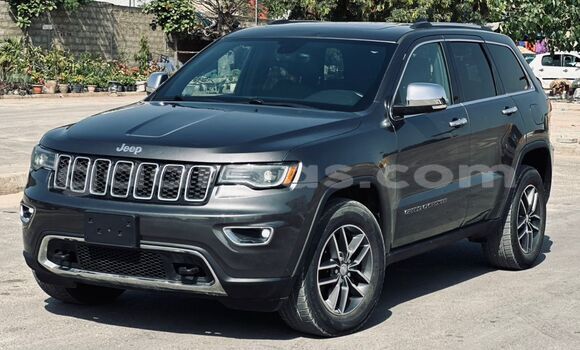 Acheter Import Voiture Jeep Grand Cherokee Gris à Dakar, Dakar Acheter Import Voiture Jeep Grand Cherokee Gris à Dakar, Dakar