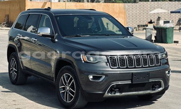 Acheter Import Voiture Jeep Grand Cherokee Gris à Dakar, Dakar Acheter Import Voiture Jeep Grand Cherokee Gris à Dakar, Dakar