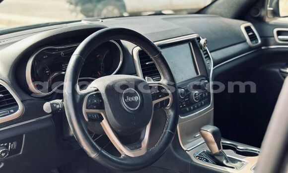 Acheter Import Voiture Jeep Grand Cherokee Gris à Dakar, Dakar Acheter Import Voiture Jeep Grand Cherokee Gris à Dakar, Dakar