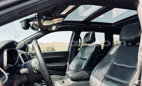 Acheter Import Voiture Jeep Grand Cherokee Gris à Dakar, Dakar Acheter Import Voiture Jeep Grand Cherokee Gris à Dakar, Dakar