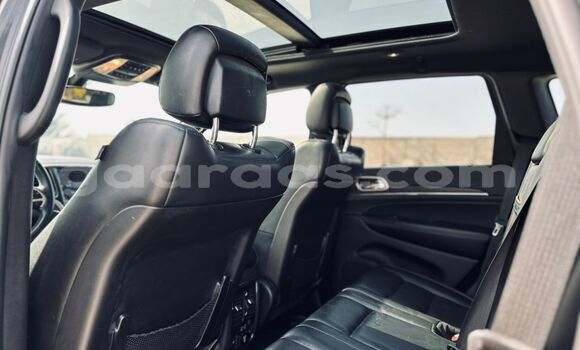 Acheter Import Voiture Jeep Grand Cherokee Gris à Dakar, Dakar Acheter Import Voiture Jeep Grand Cherokee Gris à Dakar, Dakar