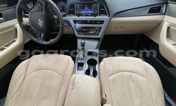 Buy Used Hyundai Sonata Brown Car in Dakar in Dakar Buy Used Hyundai Sonata Brown Car in Dakar in Dakar