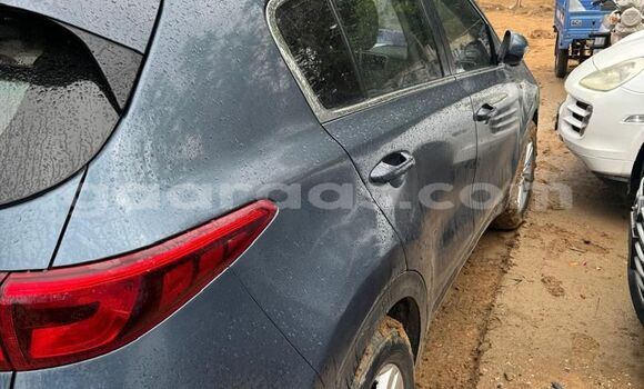 Dieundeu Occasion Kia Sportage Blue Auto in Dakar in Dakar Dieundeu Occasion Kia Sportage Blue Auto in Dakar in Dakar