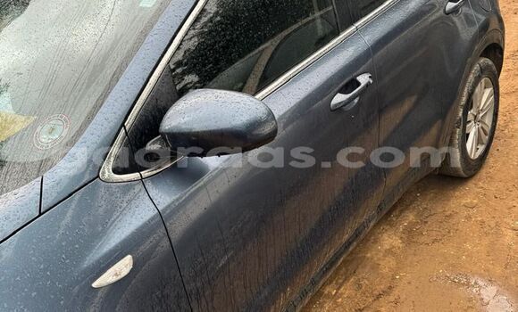 Dieundeu Occasion Kia Sportage Blue Auto in Dakar in Dakar Dieundeu Occasion Kia Sportage Blue Auto in Dakar in Dakar