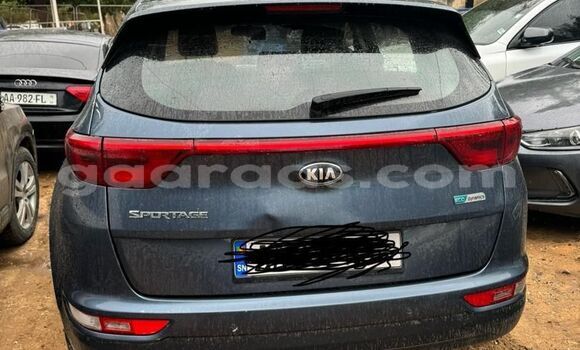 Dieundeu Occasion Kia Sportage Blue Auto in Dakar in Dakar Dieundeu Occasion Kia Sportage Blue Auto in Dakar in Dakar