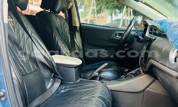 Acheter Occasion Voiture Toyota Auris Bleu à Dakar, Dakar Acheter Occasion Voiture Toyota Auris Bleu à Dakar, Dakar